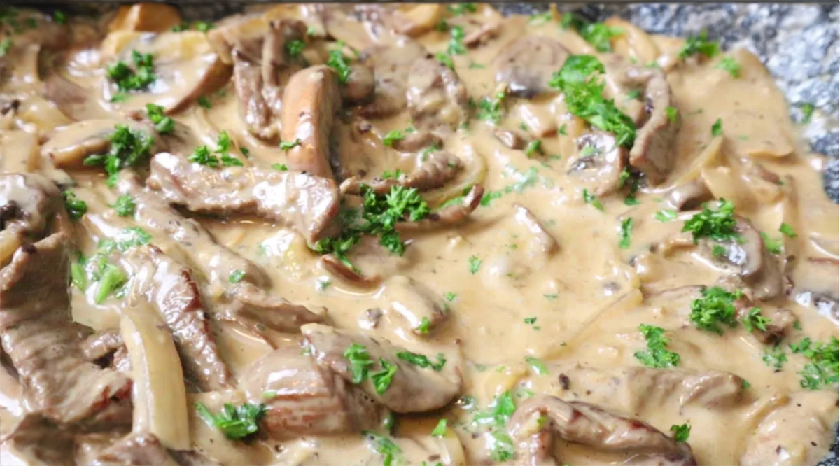 Hovädzí Stroganov